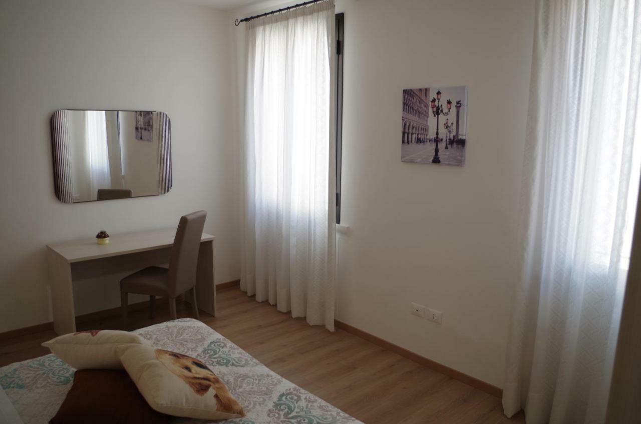 Alla Torre B&B Местре Экстерьер фото